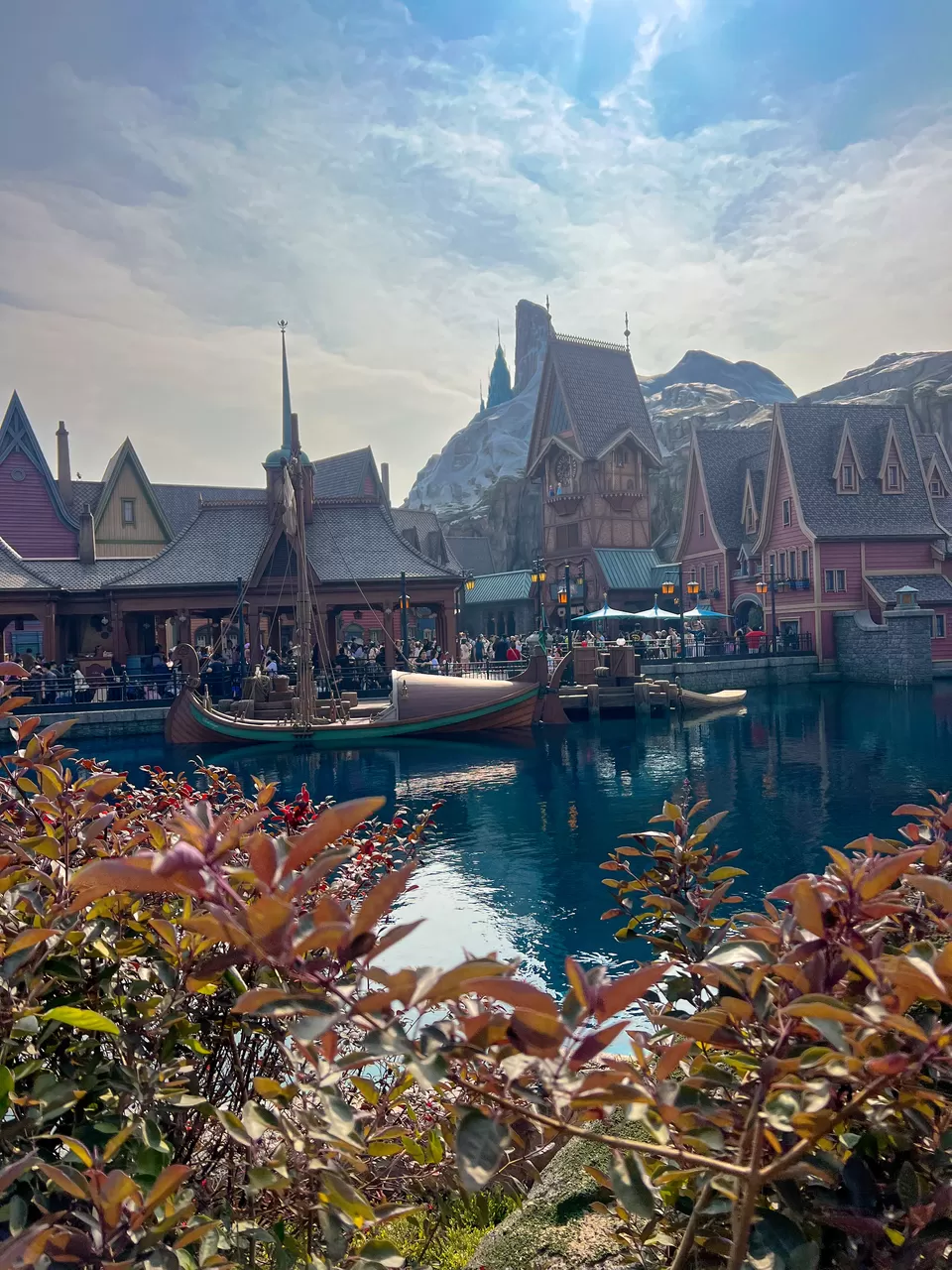 Photo of Hong Kong Disneyland By Nargis Farheena 