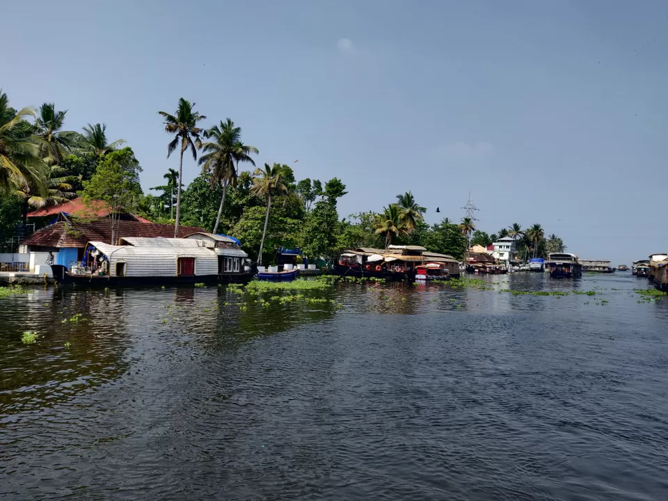 Photo of Alleppey by Nikhil Bhati