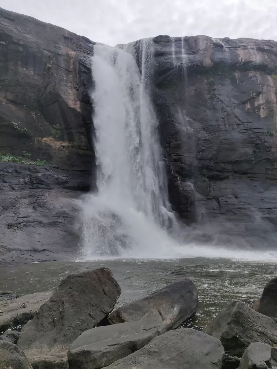 Photo of अथिराप्पिल्ली वॉटर फॉल्स by Nikhil Bhati