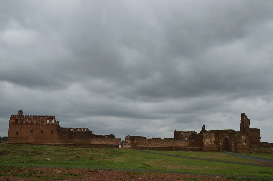Photo of Bidar – Touch and go! 3/7 by Satty