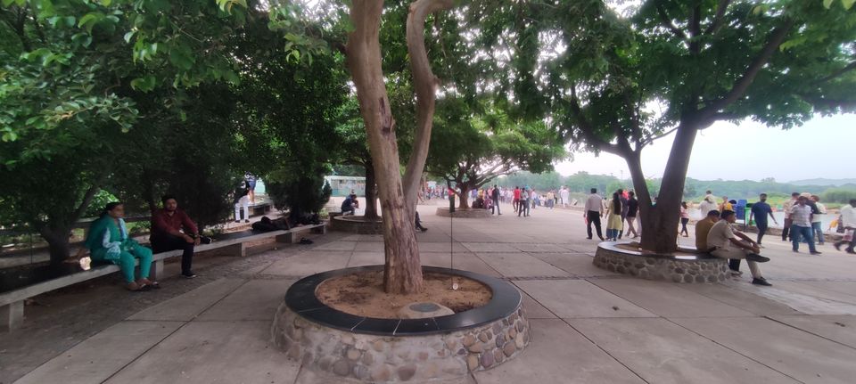 Photo of To india's well planned city Chandigarh by Mithun Rajan