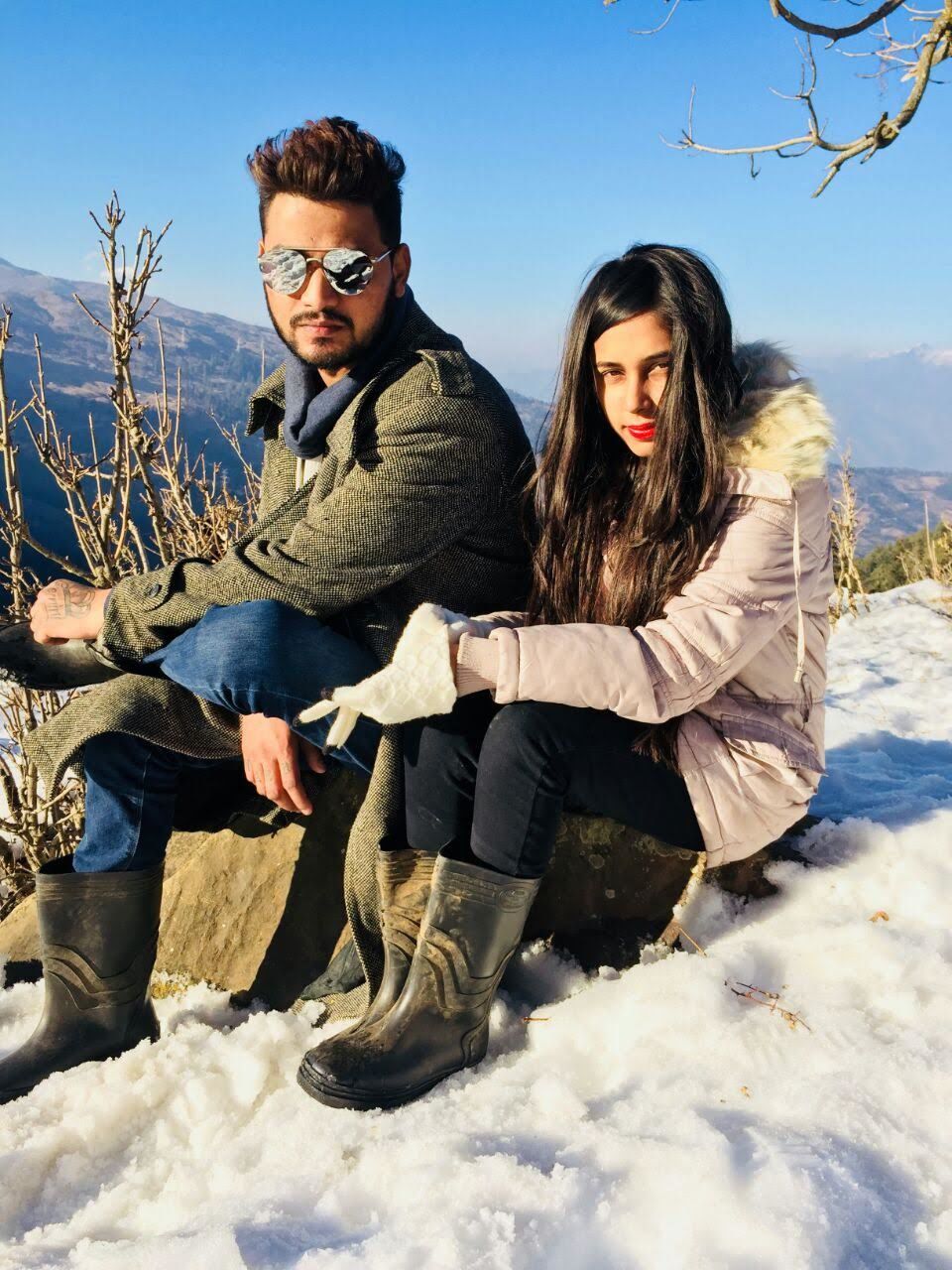 Photo of My First Experience Of Snowfall at Patnitop, Kashmir by Shivani Mehra