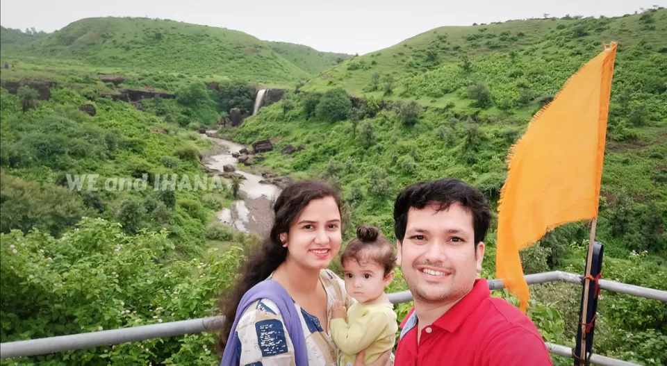 Photo of मानसून में कश्मीर से कम नहीं लगती ये छिपी हुई खूबसूरत जगह। सुंदर झरने के पीछे है अद्भुत पवित्र गुफा by We The Wanderfuls