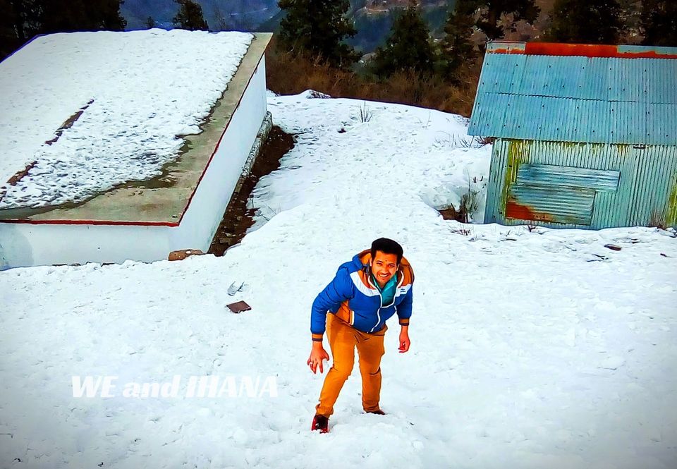 Photo of Surkanda Devi Temple, Sunara, Uttarakhand, India by WE and IHANA