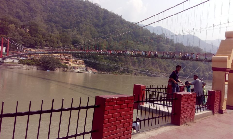 Photo of गोवा भूलिए, ऋषिकेश आइए :–जहां पर्वत,नदी, झरने, और beaches का आनंद ले सकते हैं by Zeem babu