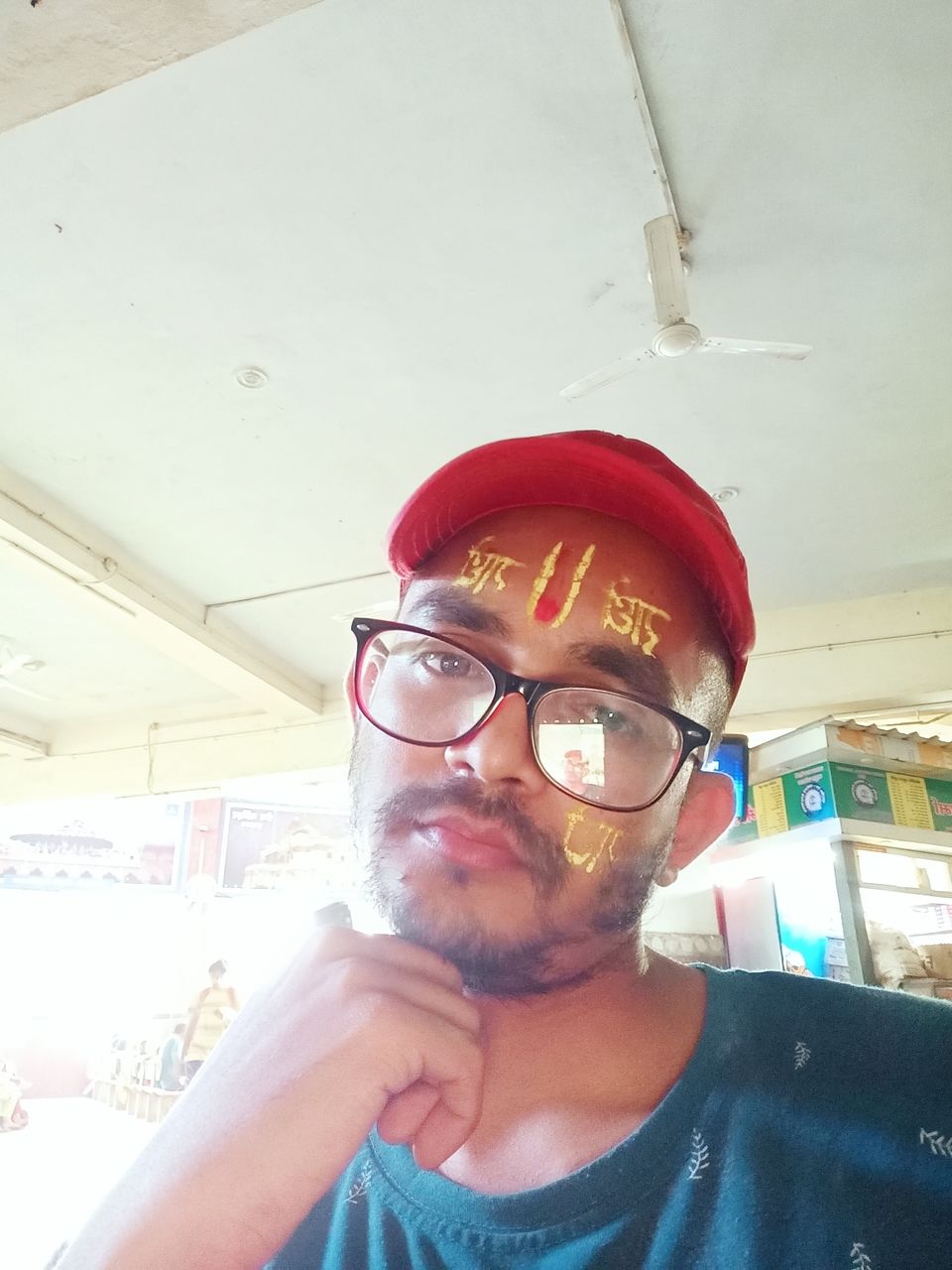 Photo of वृंदावन और मथुरा की होली क्यों है इतनी खास by zeem babu