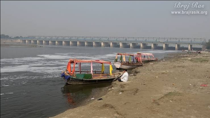 Photo of वृंदावन और मथुरा की होली क्यों है इतनी खास by zeem babu