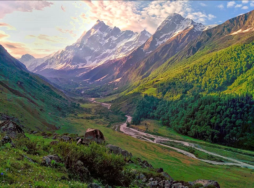 Photo of Har Ki Doon Trek by zeem babu