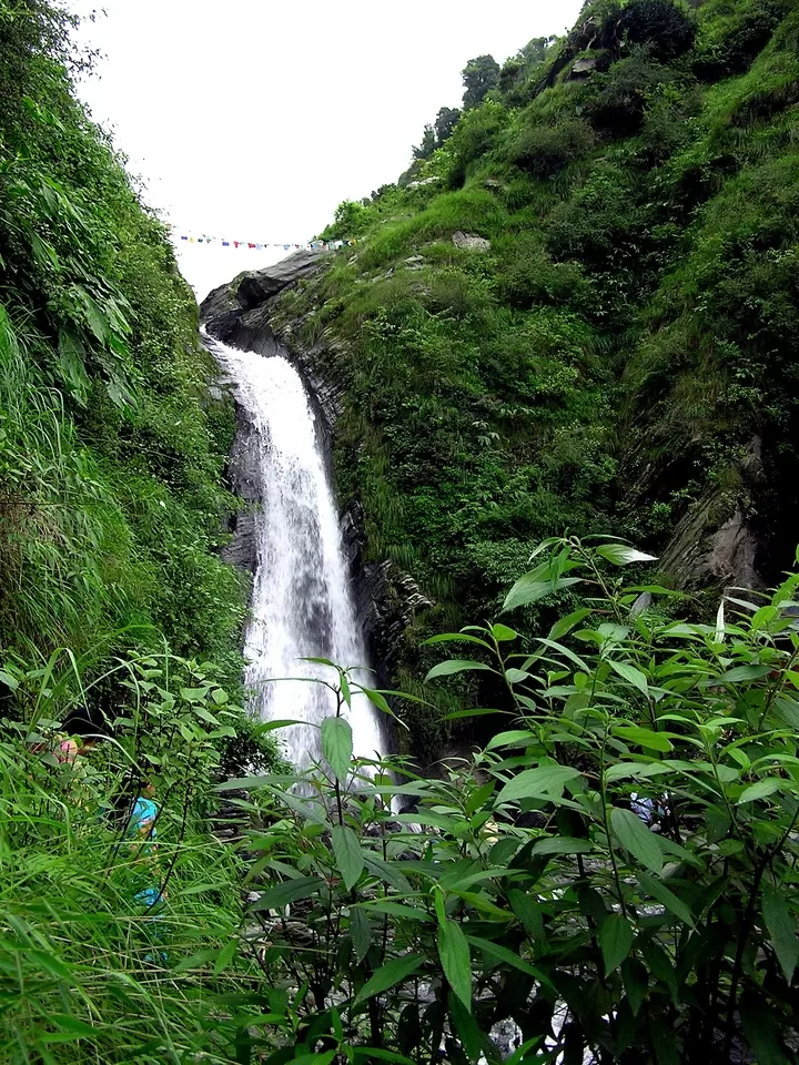 Photo of Bhagsu Nag Water Fall by zeem babu