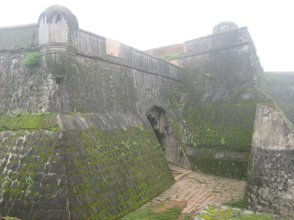 Photo of Manjarabad Fort by zeem babu