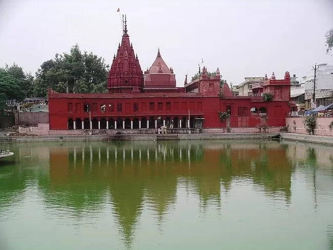 Photo of DURGA TEMPLE, Varanasi, Uttar Pradesh, India by Arijit Debbarman