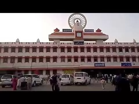 Photo of Varanasi Junction, Varanasi, Uttar Pradesh, India by Arijit Debbarman
