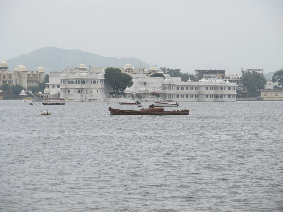 Photo of Dudh Talai, Pichola, Udaipur, Rajasthan, India by Sweetyy Gupta