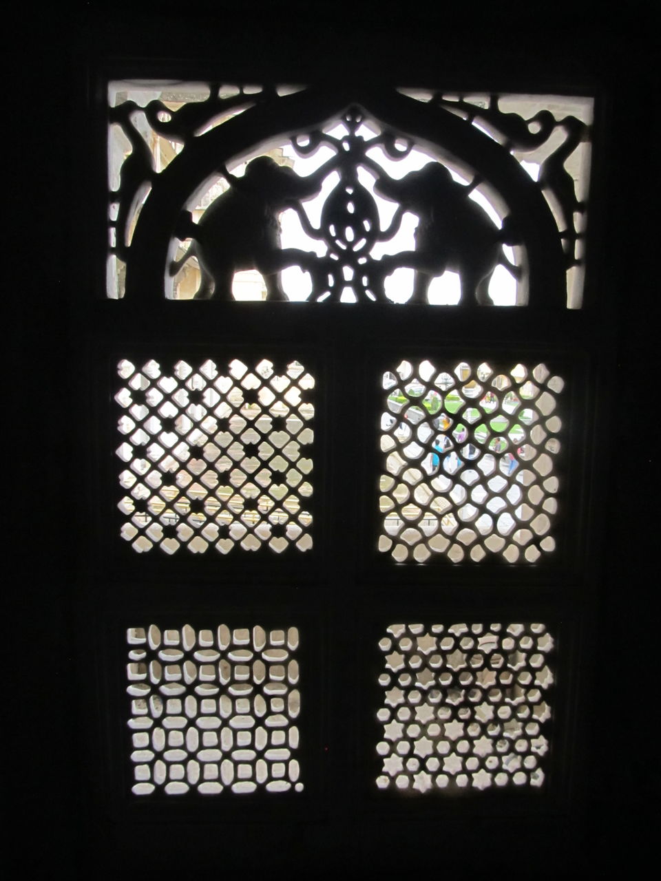 Photo of City Palace, Udaipur, Rajasthan, India by Sweetyy Gupta