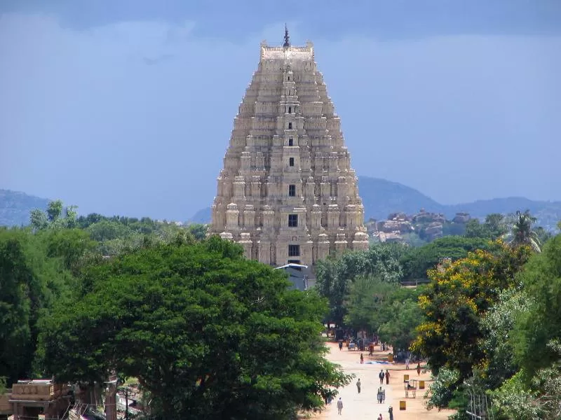 Photo of Sri Virupaksha Temple, Hampi, Karnataka, India by Debashish Baidya