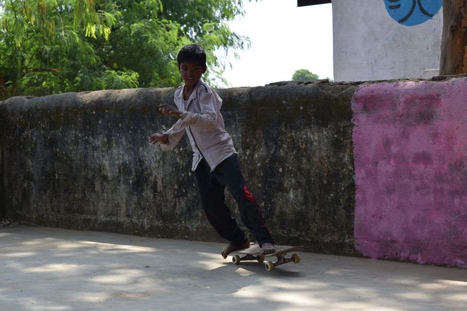 Photo of A Day In Madhya Pradesh's Village - Janwaar (Amid Kids) 2/22 by Yeh Bhi India