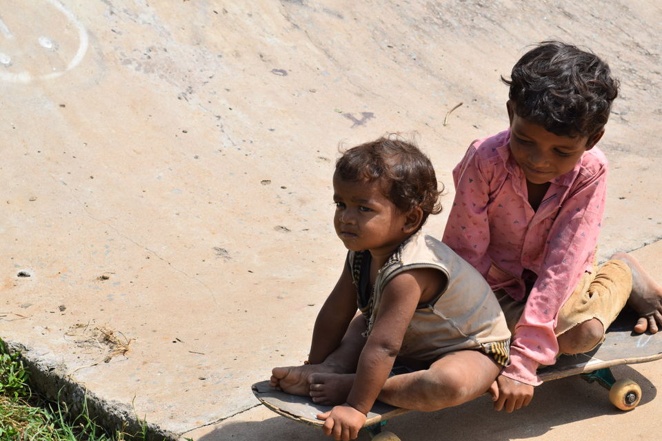 Photo of A Day In Madhya Pradesh's Village - Janwaar (Amid Kids) 8/22 by Yeh Bhi India