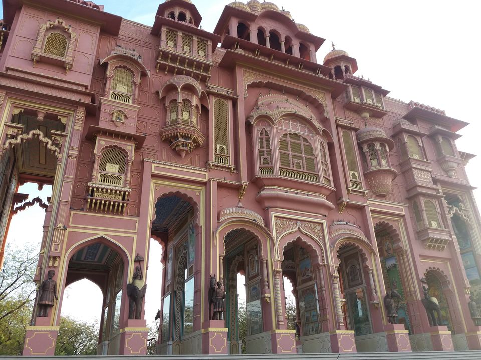 Photo of Your Itinerary for exploring the Pink City in the coming long weekend 1/14 by Arpita Mukherjee