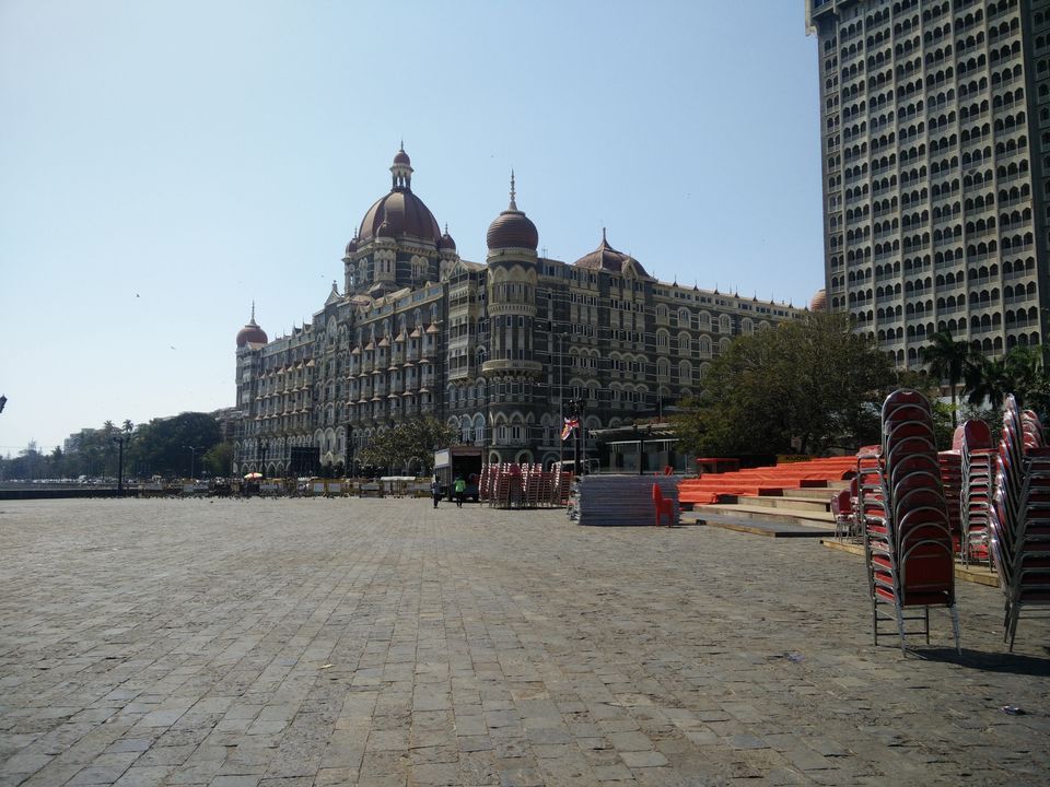 Photo of Mumbai- The Madness! 8/8 by Prachi Srivastava Sahni