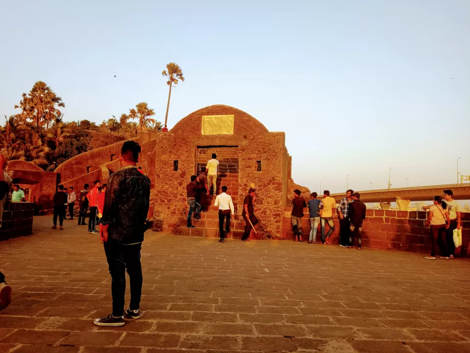 Photo of Bandra Fort, Mount Mary, Bandra West, Mumbai, Maharashtra, India by Dixit Mehta