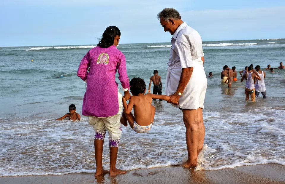 Photo of Tiruchendur Beach, Thoothukudi, Tamil Nadu, India by Arun Prasadh