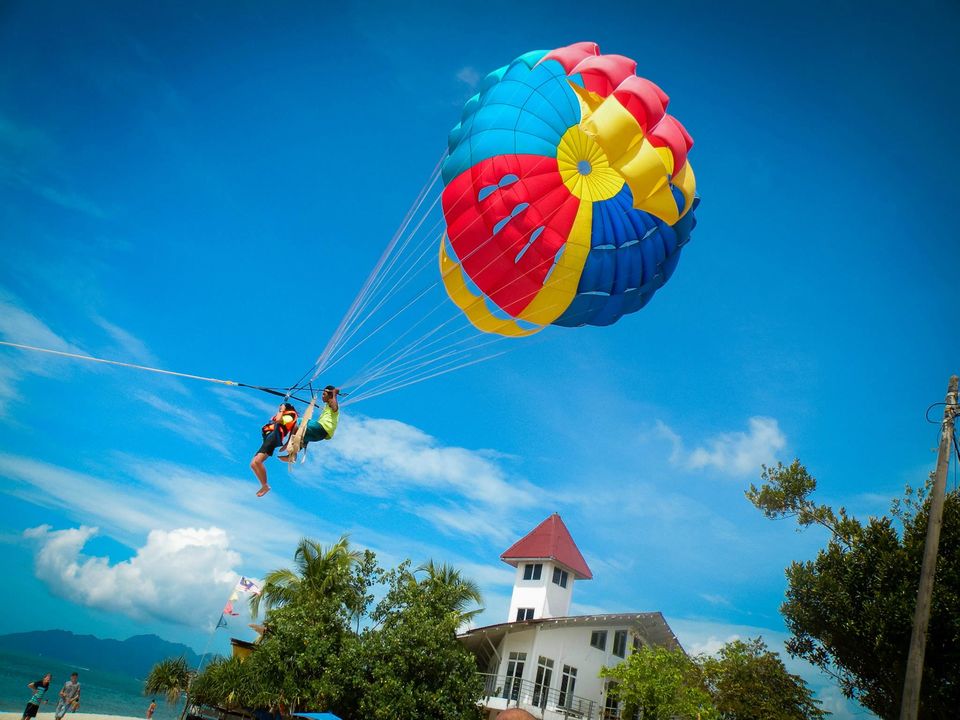 Photo of Pantai Cenang Langkawi Kedah Malaysia by Syakira