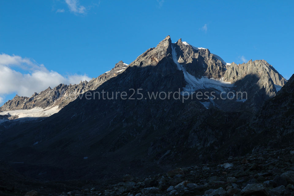 Photo of Hampta Pass-One of the Most beautiful, thrilling and picturesque trek at 14000ft in Himanchal by Nidhi