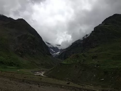 Photo of Khoksar, Himachal Pradesh, India by Jasreet Chawla