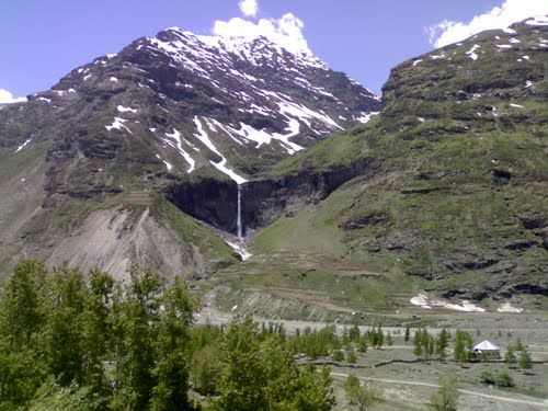 Photo of Sissu, Himachal Pradesh, India by Jasreet Chawla