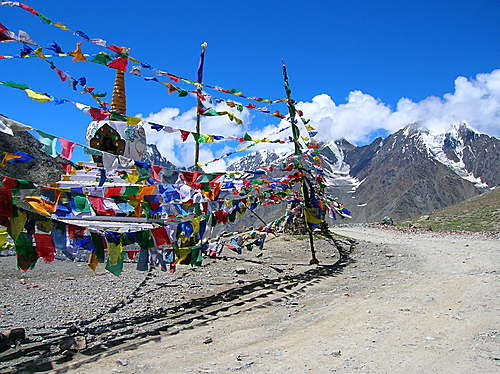 Photo of Kunzum Pass, Dhar Thachakarpo, Himachal Pradesh, India by Jasreet Chawla