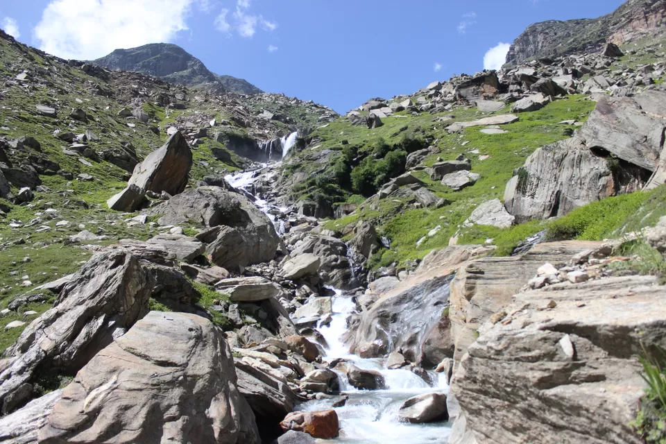 Photo of Rohtang Pass, Himachal Pradesh, India by Ruchika Srivastava