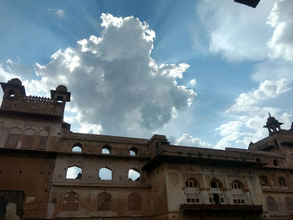 Photo of Your guide to explore the hidden secret of Madhya Pradesh - The village of Orchha 11/39 by Vijaya Nair
