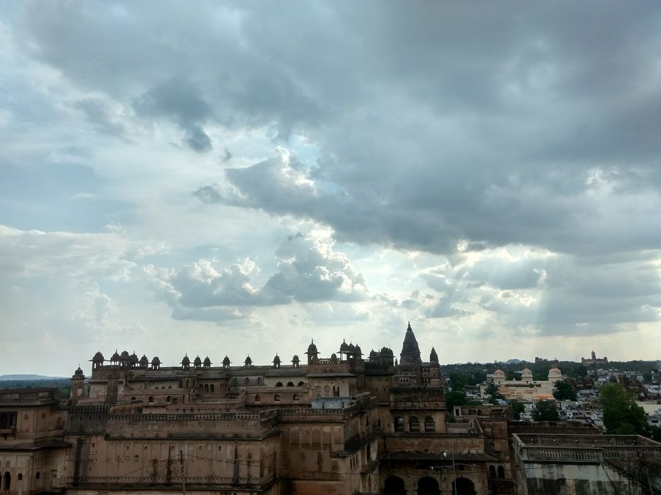 Photo of Your guide to explore the hidden secret of Madhya Pradesh - The village of Orchha 14/39 by Vijaya Nair
