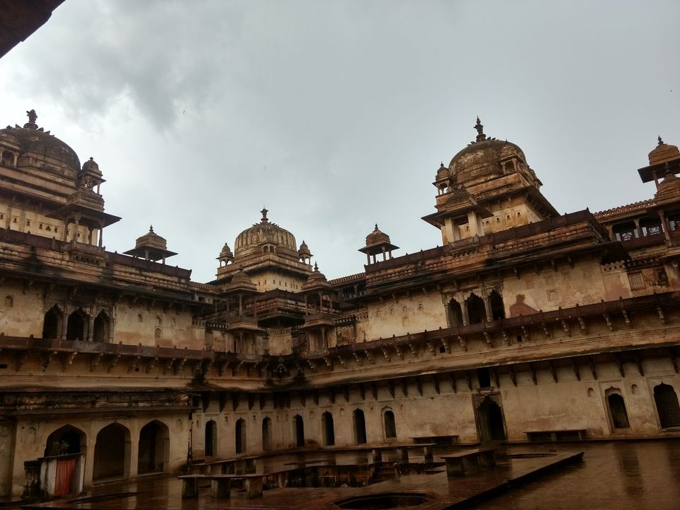 Photo of Your guide to explore the hidden secret of Madhya Pradesh - The village of Orchha 18/39 by Vijaya Nair