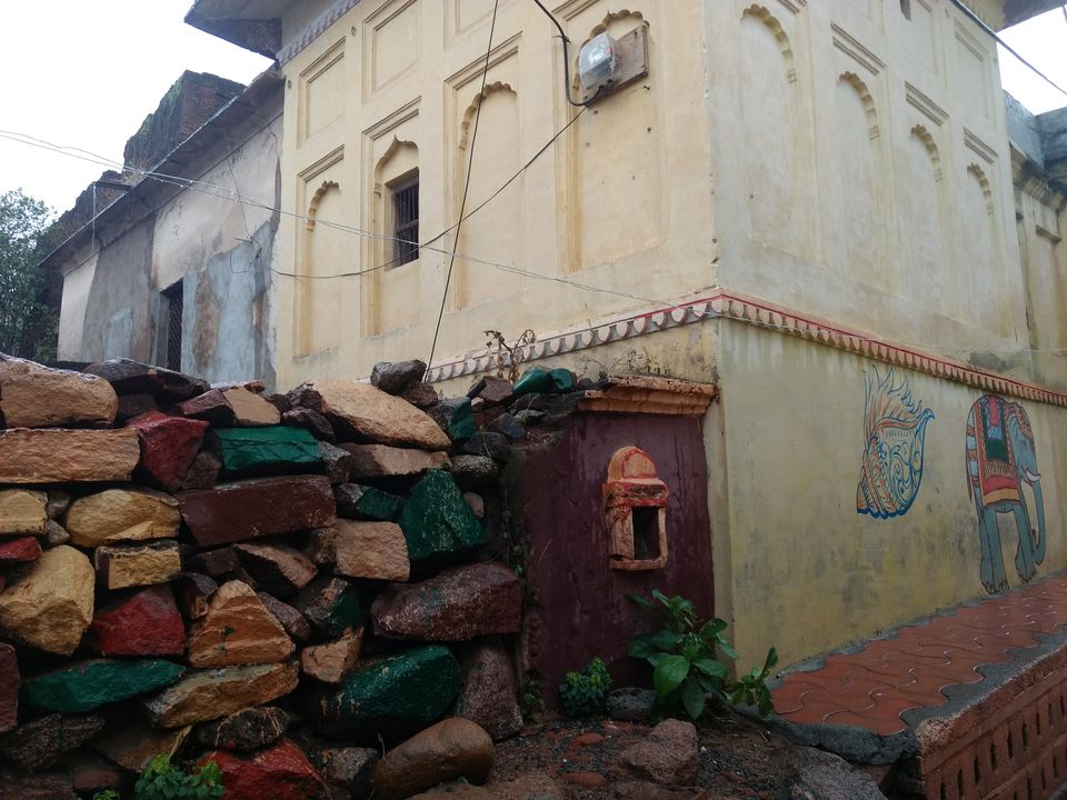 Photo of Your guide to explore the hidden secret of Madhya Pradesh - The village of Orchha 24/39 by Vijaya Nair