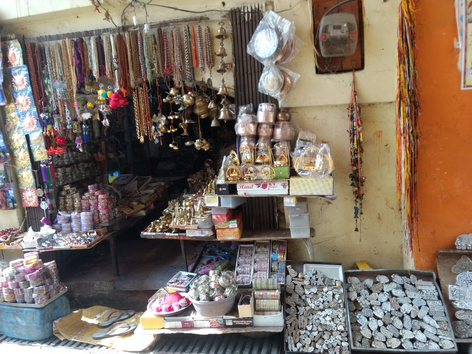 Photo of Your guide to explore the hidden secret of Madhya Pradesh - The village of Orchha 33/39 by Vijaya Nair