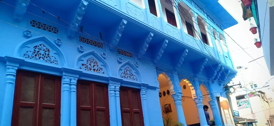 Photo of Stepwell Café, Gulab Sagar, Jodhpur, Rajasthan, India by Vijaya Nair