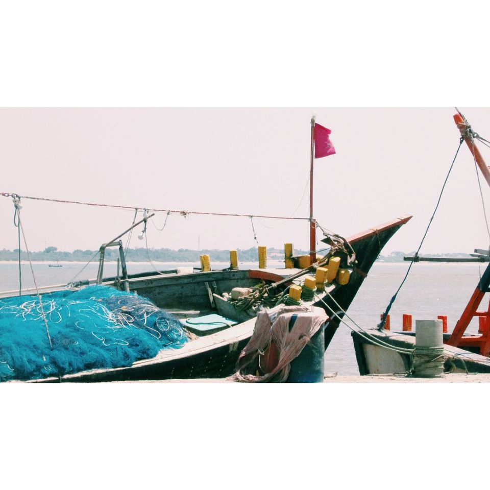 Photo of When My Friends Refused to give their DSLR for my First Solo Trip to DIU, I made it More Special. 2/16 by HarDikk Darji