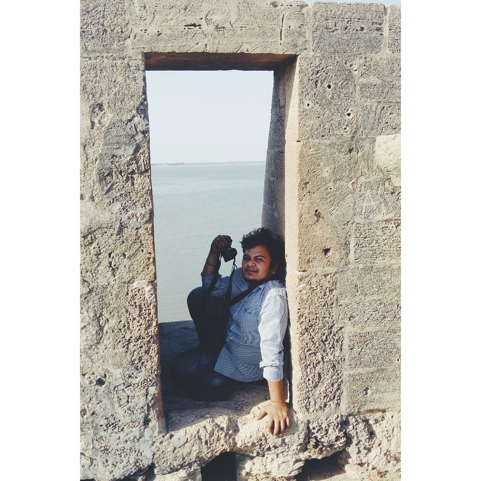 Photo of When My Friends Refused to give their DSLR for my First Solo Trip to DIU, I made it More Special. 16/16 by HarDikk Darji