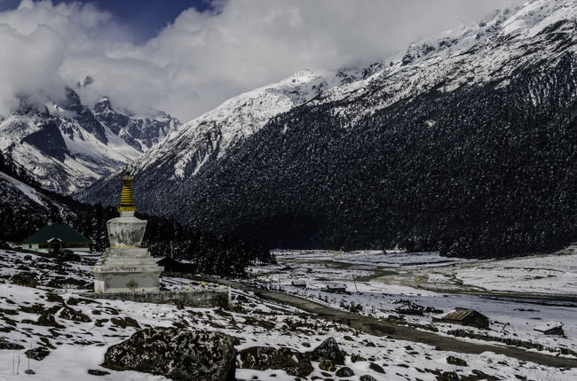 Photo of Yumthang Valley, North Sikkim, Sikkim, India by Tripoto