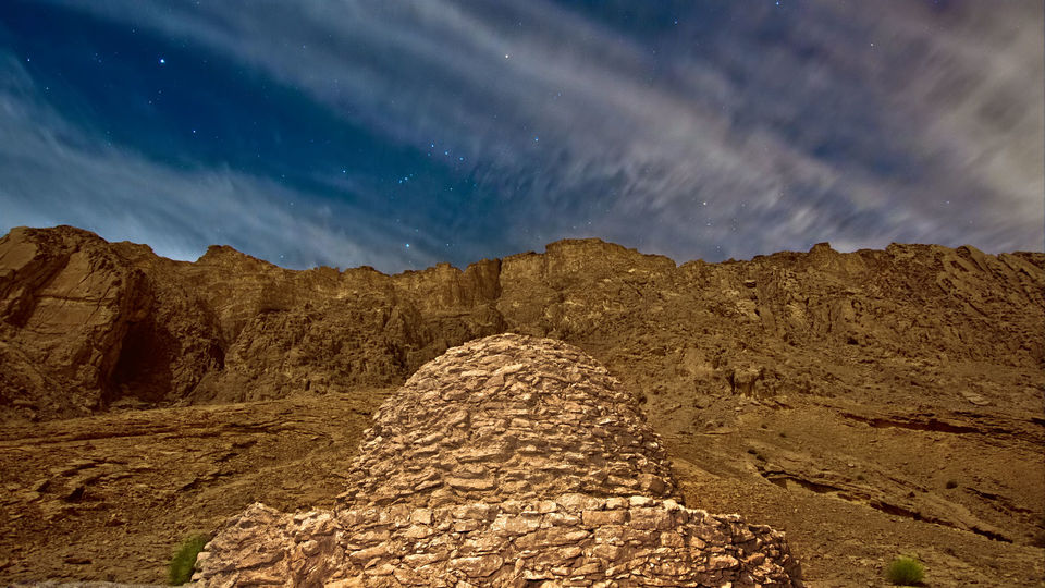 Photo of Jebel Hafeet : A Mountain In The Middle Of A Desert by Sonalika Debnath