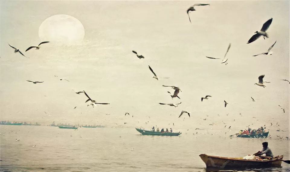 Photo of Manikarnika Ghat, Varanasi, Uttar Pradesh, India by Sonalika Debnath