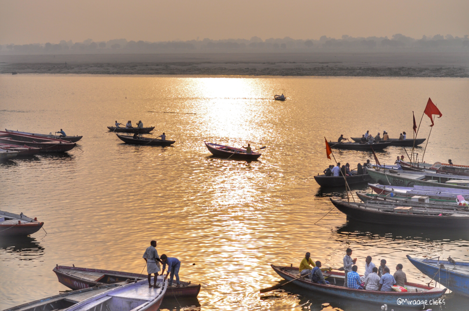 Photo of Dashashwamedh Ghat, Dashashwamedh Ghat Road, Godowlia, Varanasi, Uttar Pradesh, India by Sonalika Debnath