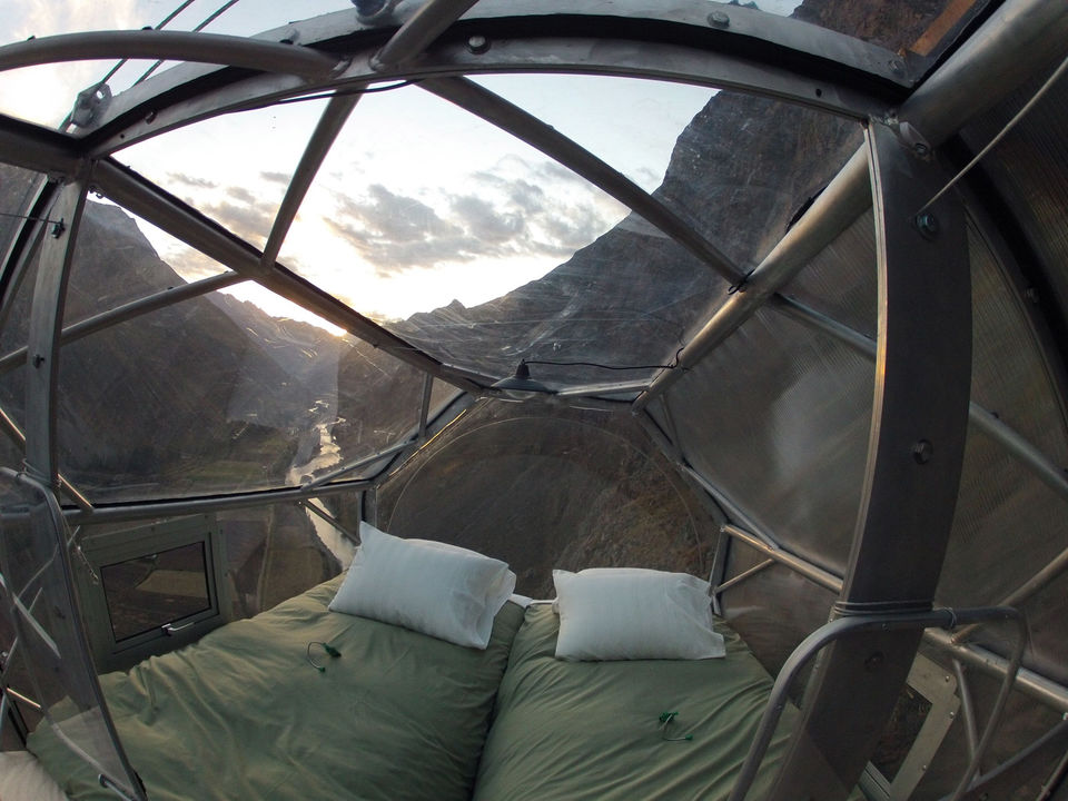 Photo of This Gorgeous Hotel Looks Like A Spaceship And Is Lodged At 1200ft In The Air by Sonalika Debnath