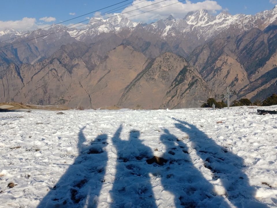 Photo of Delhi to Auli Road trip by Mahima singh Rajput