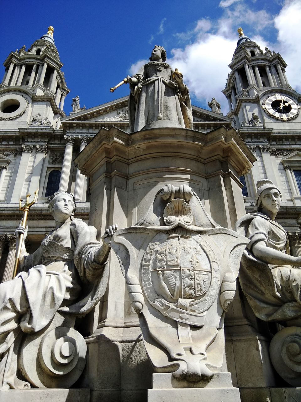 Photo of St. Paul's Cathedral, London, United Kingdom by Priya Saxena