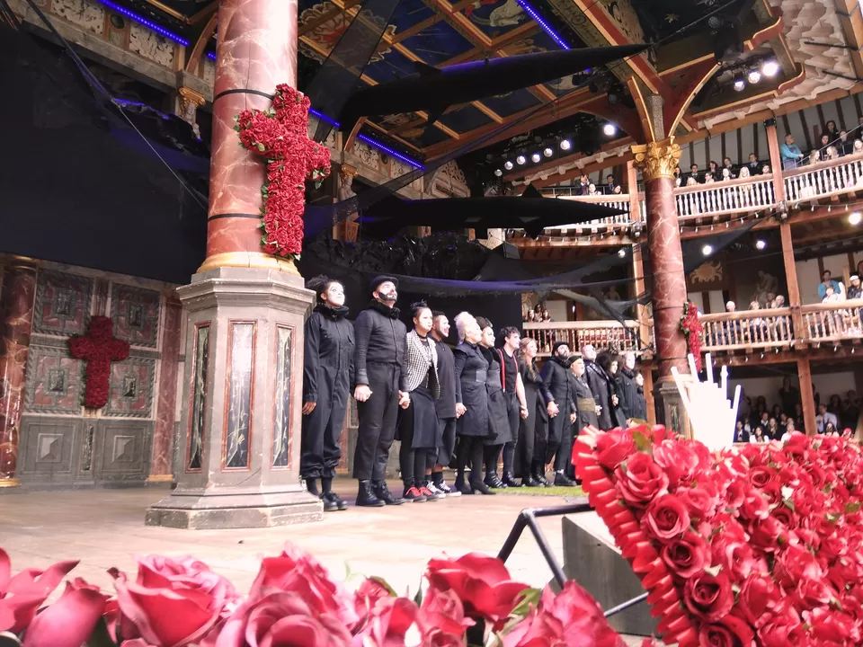 Photo of Shakespeare's Globe, New Globe Walk, London, United Kingdom by Priya Saxena