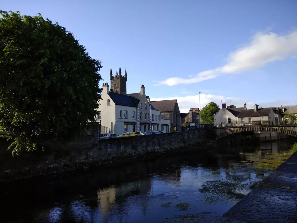 Photo of Ennis, County Clare, Ireland by Priya Saxena