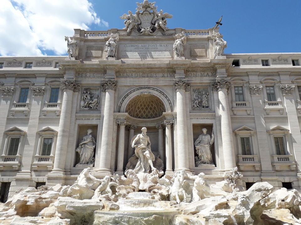 Photo of Trevi Fountain, Piazza di Trevi, Rome, Metropolitan City of Rome, Italy by Priya Saxena