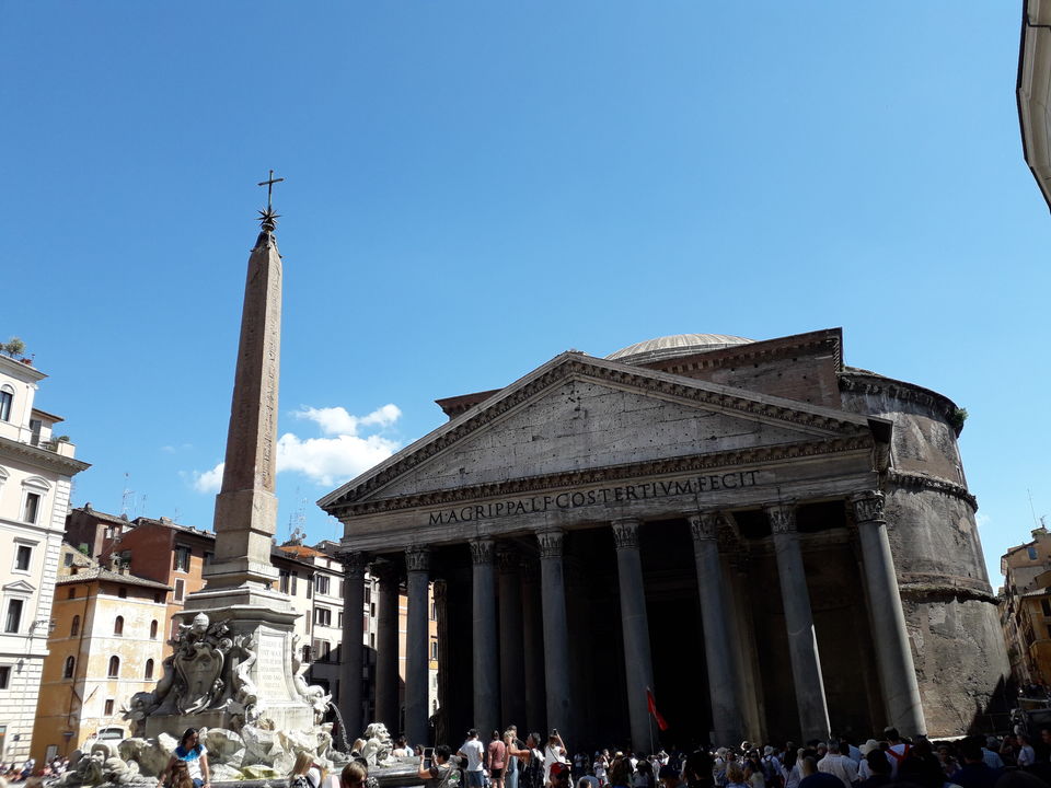 Photo of Pantheon, Piazza della Rotonda, Rome, Metropolitan City of Rome, Italy by Priya Saxena